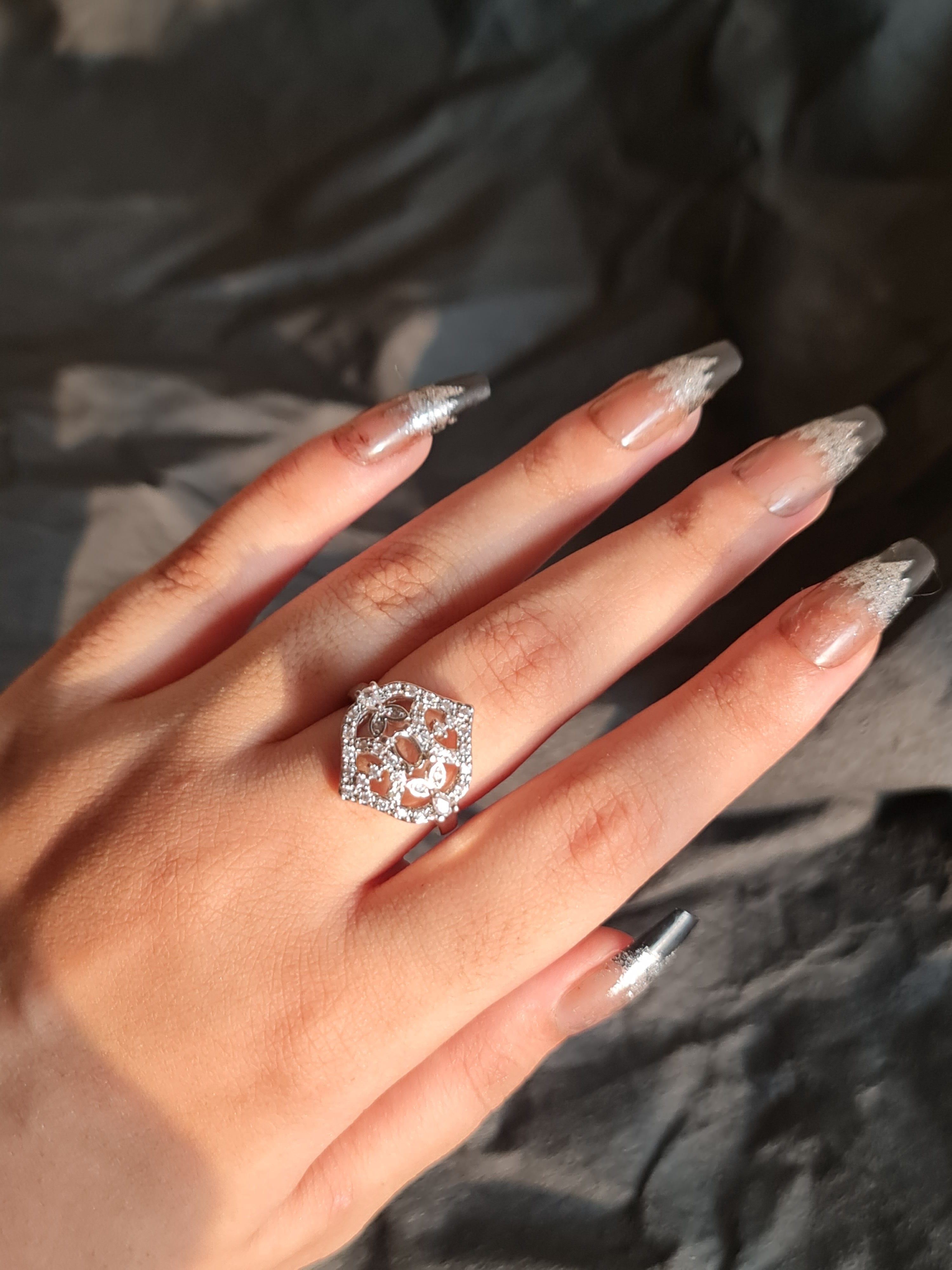 Elegant Filigree Zircon Statement Ring