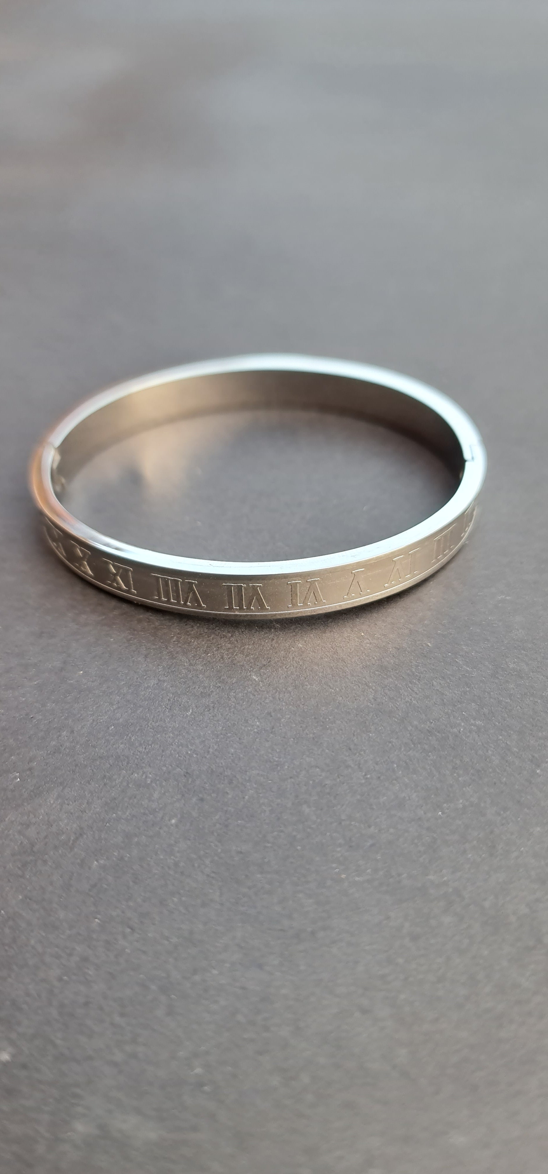 Silver-toned Stainless Steel Roman Numeral Bangle